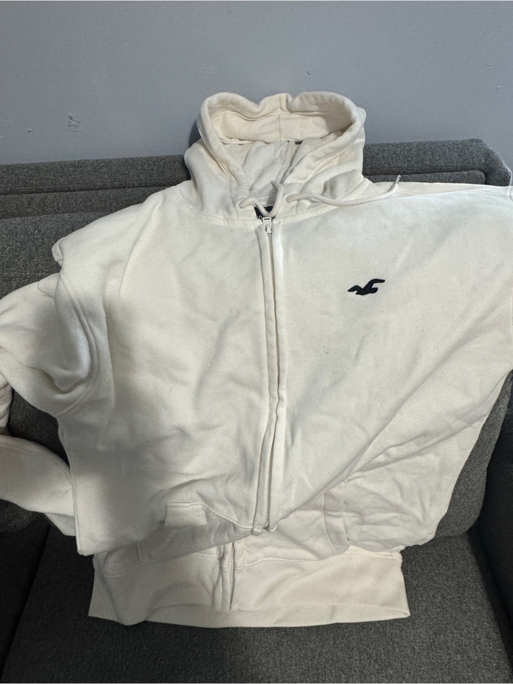 Hollister Cream Full-Zip Hooded Fleece with Navy Logo